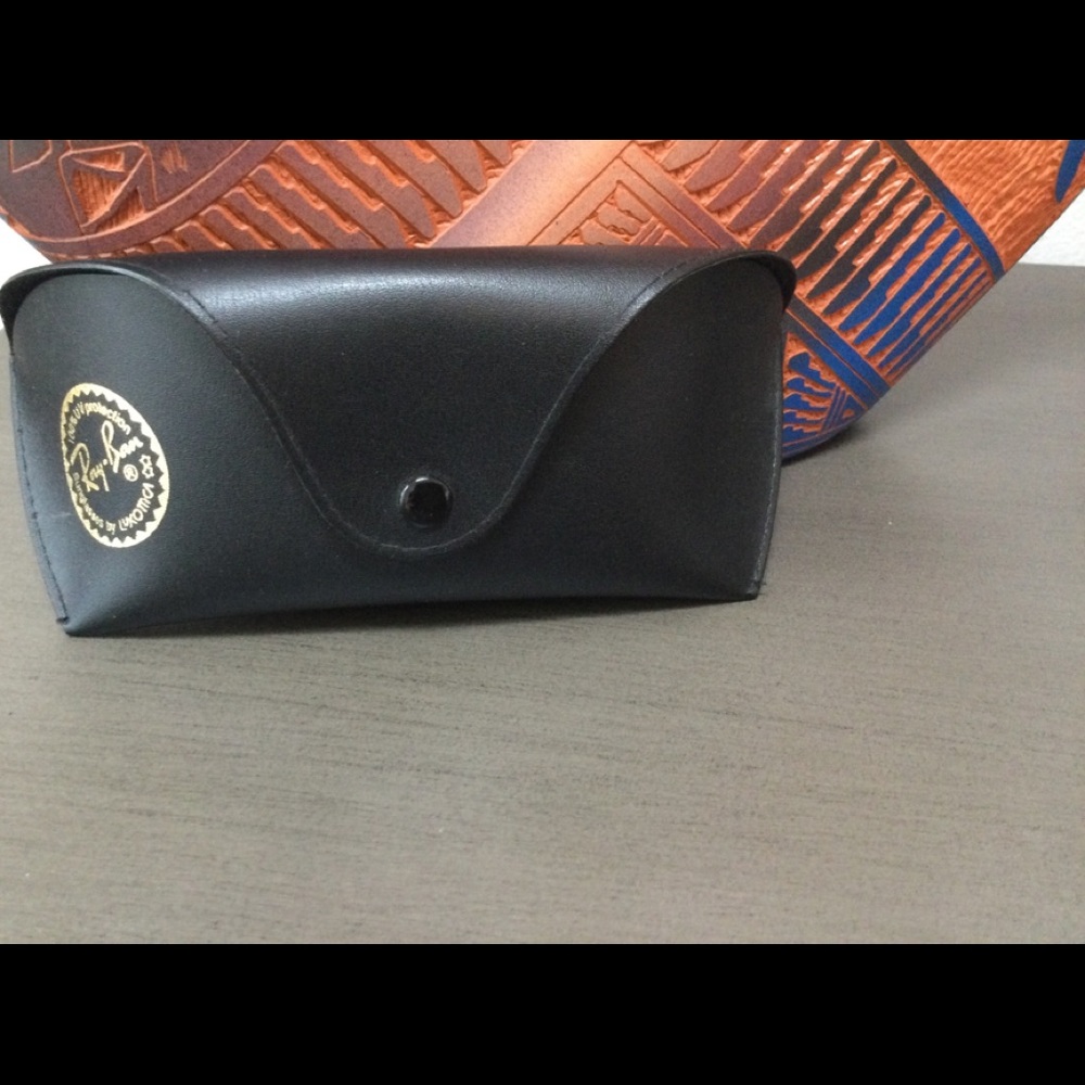 Ray Ban large black sunglasses case